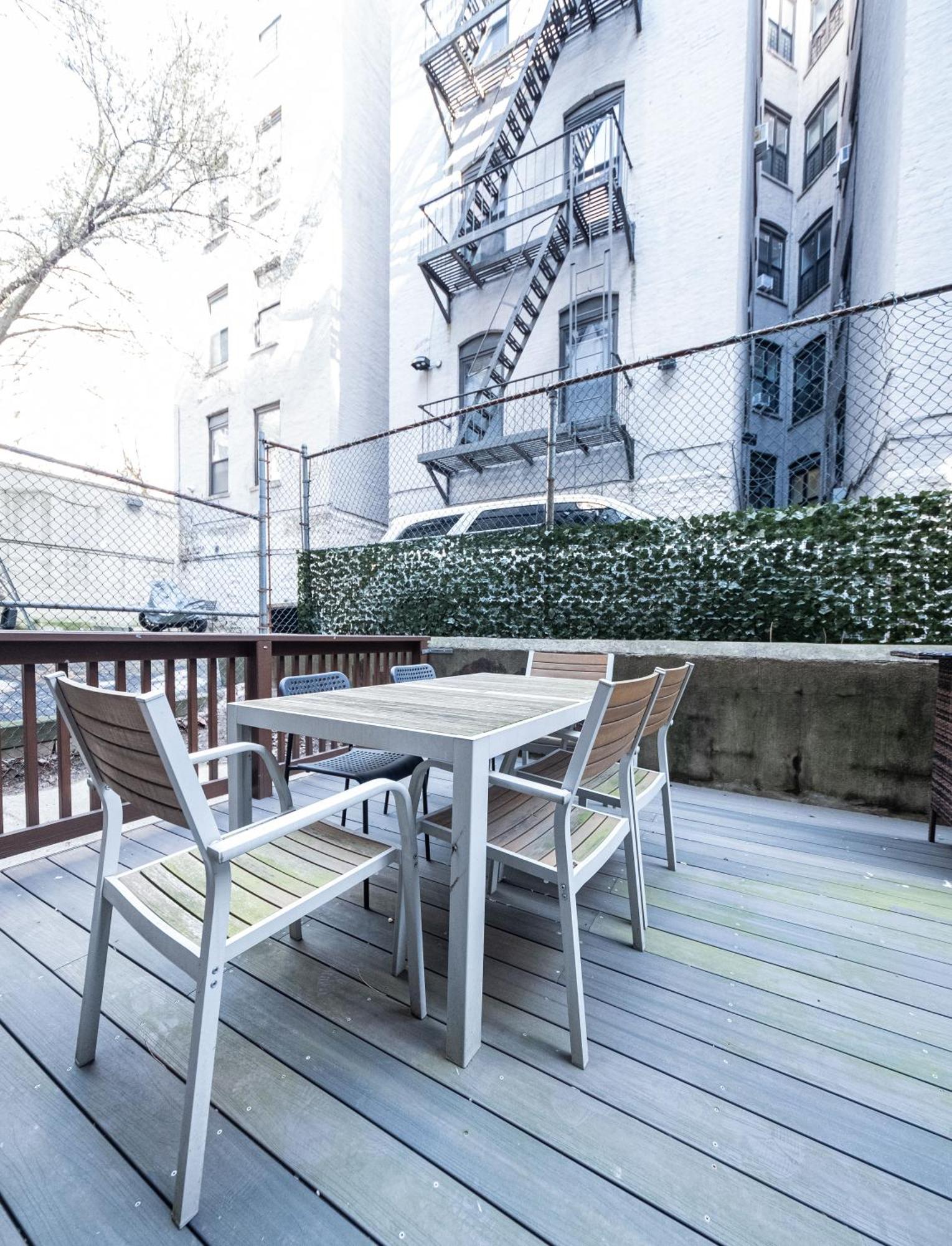 Spacious 4br 2ba With Private Outdoor Space Uws Appartamento